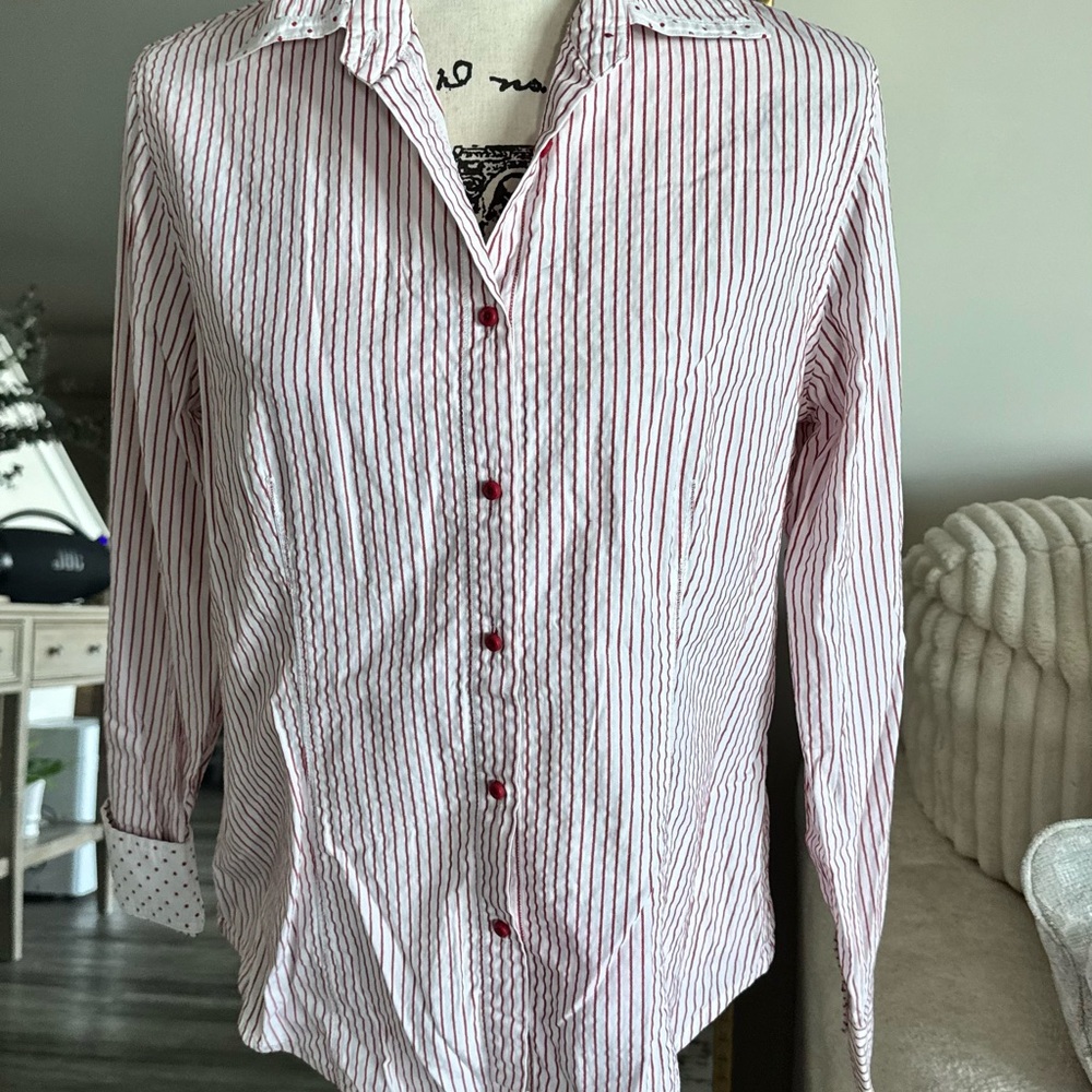 Jones New York White Shirt with Red Pinstripes - Picture 2 of 9